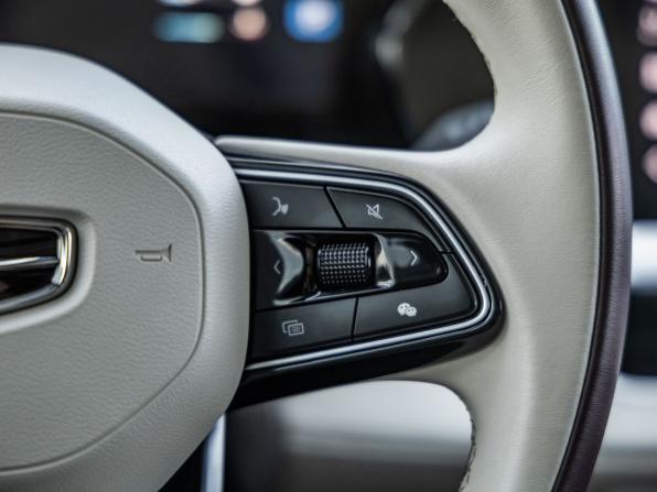 Geely Monjaro I с пробегом 2023 года, цена 3 238 000 рублей, 55200 км, внедорожник, Автокод Объявления