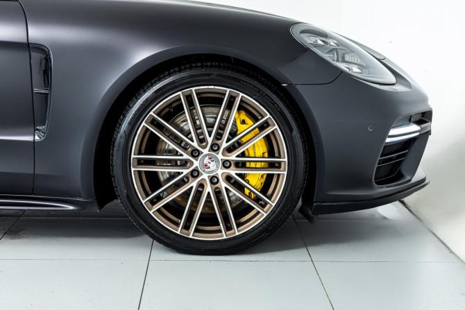 Porsche Panamera II с пробегом 2017 года, цена 6 986 000 рублей, 137297 км, лифтбек, Автокод Объявления
