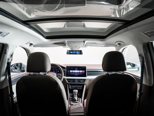 Volkswagen Tiguan II Рестайлинг с пробегом 2021 года, цена 4 020 000 рублей, 25700 км, внедорожник, Автокод Объявления