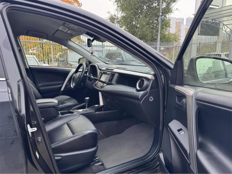 Toyota RAV4 IV (XA40) Москва  - изображение 8