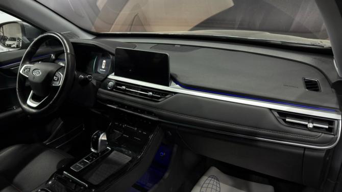 Xcite X-Cross 7 с пробегом 2024 года, цена 2 450 000 рублей, 6999 км, внедорожник, Автокод Объявления