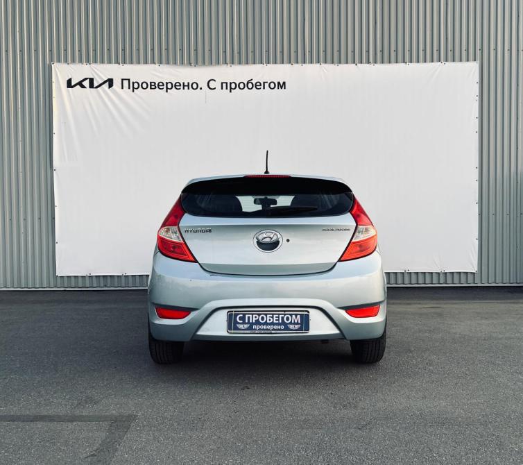 Hyundai Solaris I Санкт-Петербург  - изображение 6
