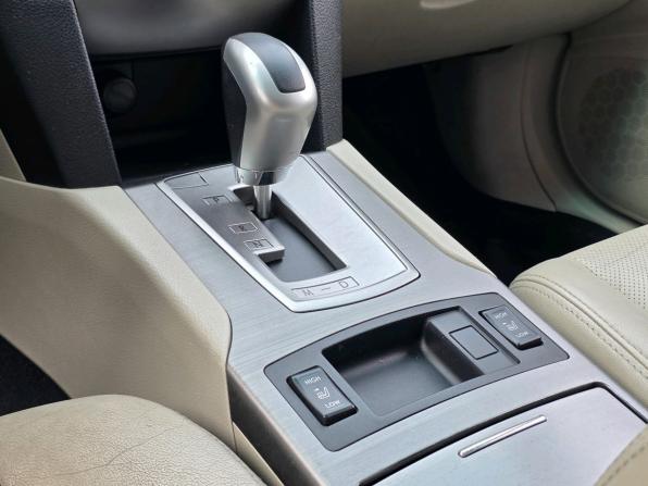 Subaru Outback IV с пробегом 2010 года, цена 1 210 000 рублей, 237112 км, универсал, Автокод Объявления
