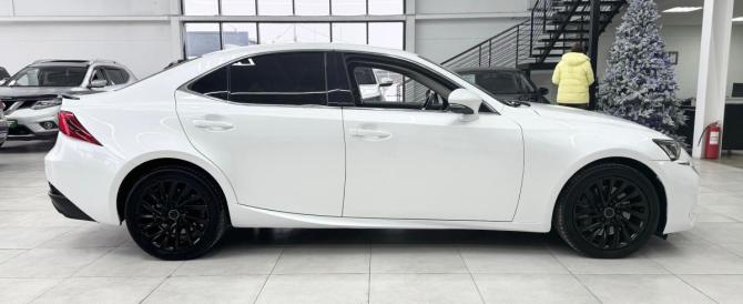Lexus IS III Рестайлинг с пробегом 2018 года, цена 2 399 000 рублей, 135823 км, седан, Автокод Объявления