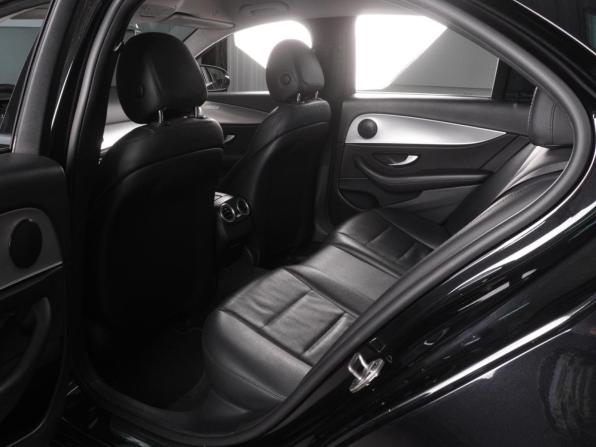 Mercedes-Benz E-Класс V (W213 S213 C238) с пробегом 2020 года, цена 2 660 000 рублей, 220068 км, седан, Автокод Объявления