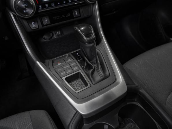 Toyota RAV4 V (XA50) с пробегом 2020 года, цена 2 795 000 рублей, 140337 км, внедорожник, Автокод Объявления