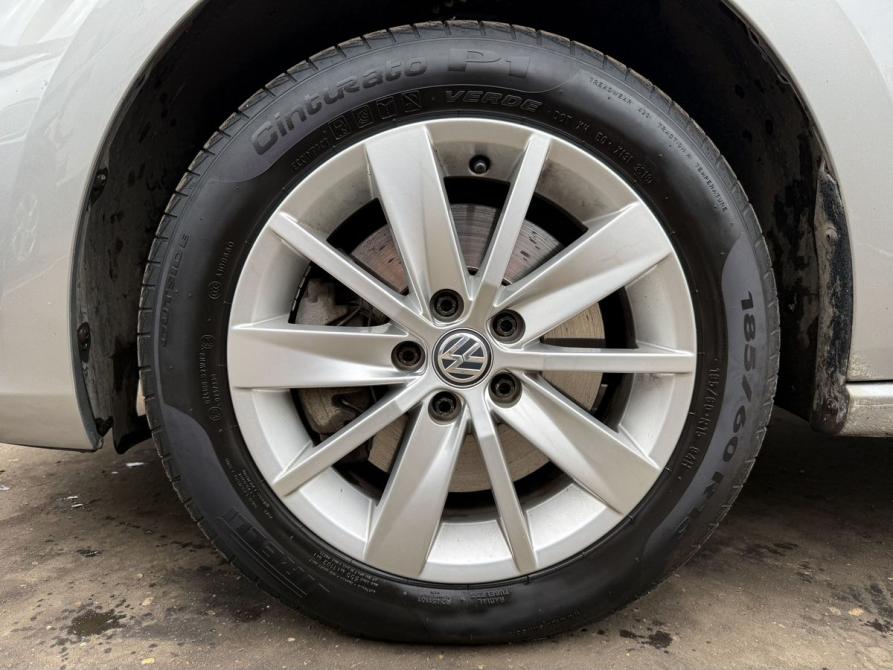 Volkswagen Polo V Рестайлинг Москва  - изображение 9