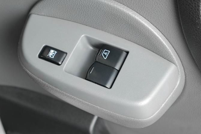 Nissan NV200 с пробегом 2017 года, цена 1 649 000 рублей, 165000 км, минивэн, Автокод Объявления