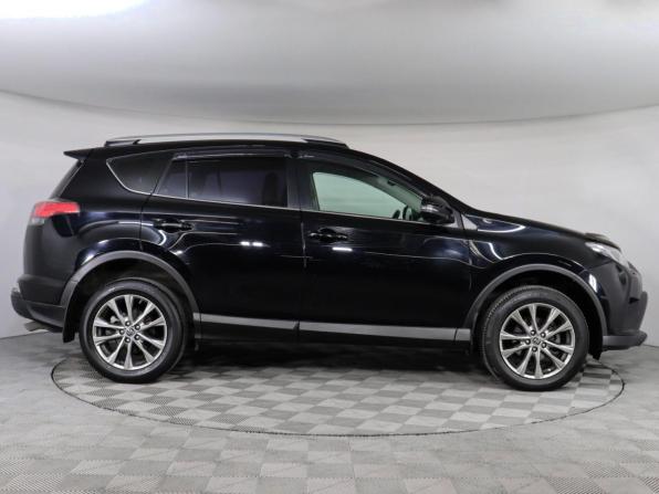 Toyota RAV4 IV (XA40) Рестайлинг с пробегом 2018 года, цена 2 199 000 рублей, 196432 км, внедорожник, Автокод Объявления