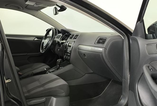 Volkswagen Jetta VI Рестайлинг с пробегом 2016 года, цена 1 385 000 рублей, 133105 км, седан, Автокод Объявления