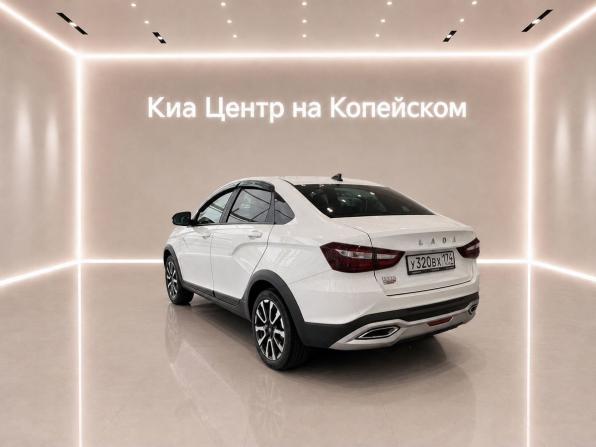 Lada (ВАЗ) Vesta I Рестайлинг (NG) с пробегом 2023 года, цена 1 295 000 рублей, 30500 км, седан, Автокод Объявления