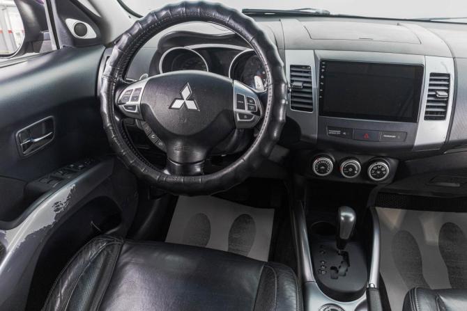 Mitsubishi Outlander II с пробегом 2008 года, цена 1 199 000 рублей, 270000 км, внедорожник, Автокод Объявления
