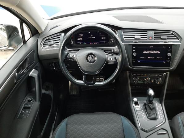 Volkswagen Tiguan II с пробегом 2019 года, цена 2 390 000 рублей, 84029 км, внедорожник, Автокод Объявления