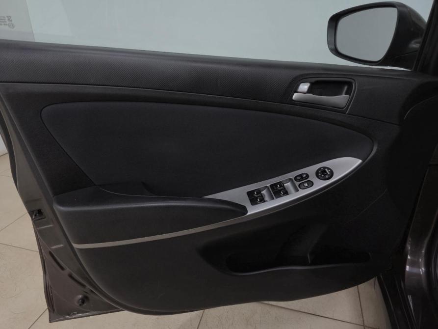 Hyundai Solaris I Рестайлинг Альметьевск  - изображение 9