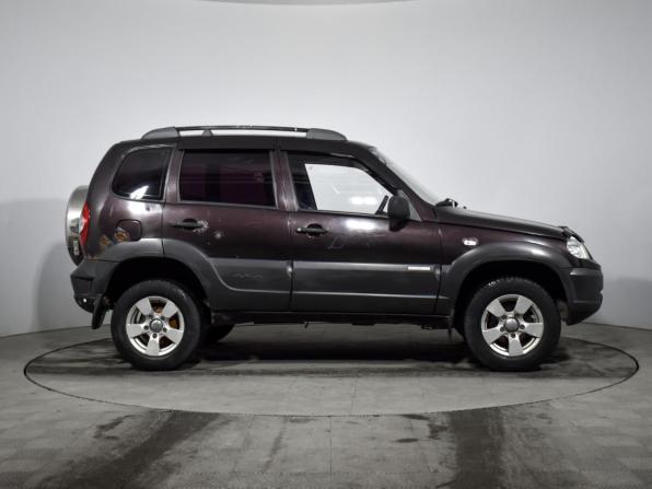 Chevrolet Niva I Рестайлинг с пробегом 2011 года, цена 339 000 рублей, 168408 км, внедорожник, Автокод Объявления