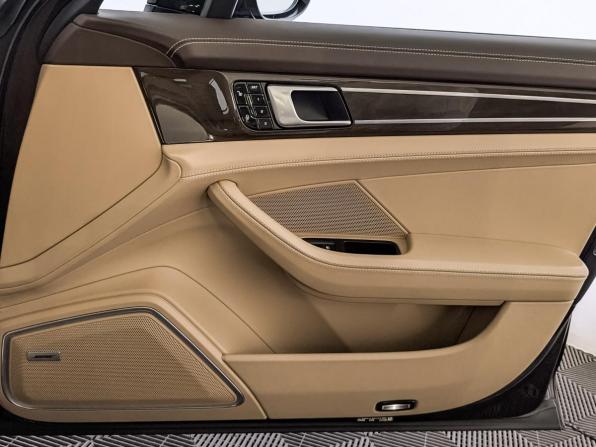 Porsche Panamera II с пробегом 2017 года, цена 6 200 000 рублей, 87080 км, лифтбек, Автокод Объявления