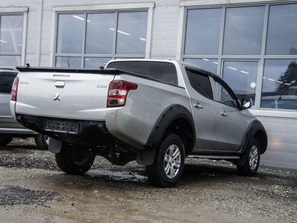 Mitsubishi L200 V с пробегом 2017 года, цена 1 599 000 рублей, 158000 км, offers.body_type.unknown, Автокод Объявления