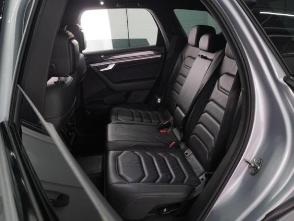 Volkswagen Touareg III с пробегом 2020 года, цена 4 199 000 рублей, 248749 км, внедорожник, Автокод Объявления