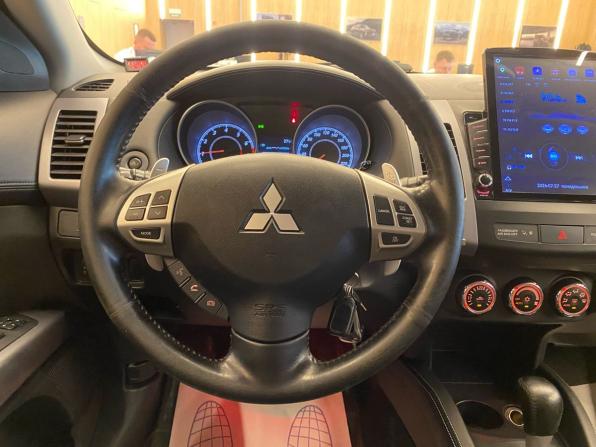 Mitsubishi Outlander II Рестайлинг с пробегом 2011 года, цена 908 000 рублей, 243690 км, внедорожник, Автокод Объявления
