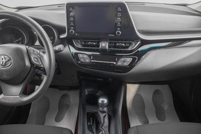 Toyota C-HR I Рестайлинг с пробегом 2020 года, цена 2 729 000 рублей, 35000 км, внедорожник, Автокод Объявления