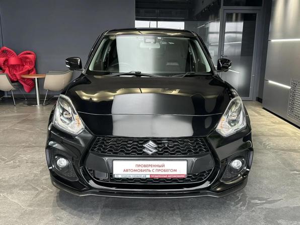 Suzuki Swift V с пробегом 2019 года, цена 1 450 000 рублей, 35165 км, хэтчбек, Автокод Объявления