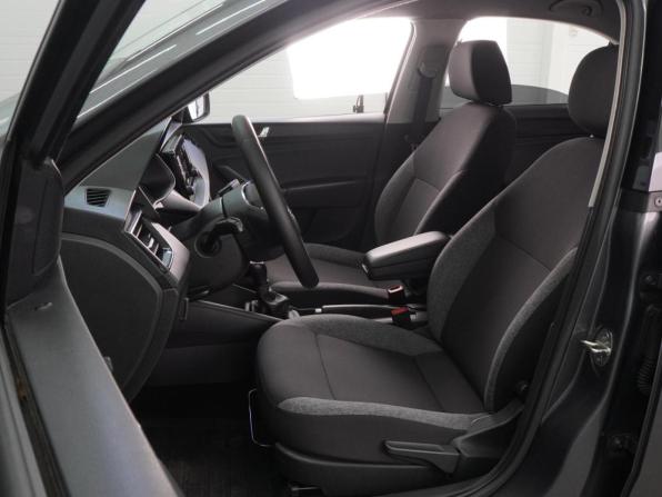 Skoda Rapid II с пробегом 2021 года, цена 1 590 000 рублей, 77704 км, лифтбек, Автокод Объявления