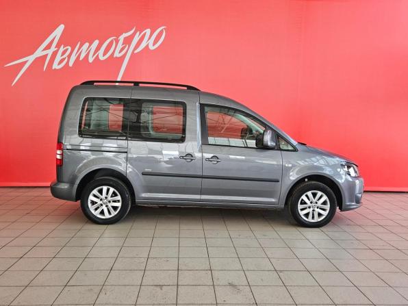 Volkswagen Caddy III Рестайлинг с пробегом 2013 года, цена 1 680 000 рублей, 38100 км, минивэн, Автокод Объявления