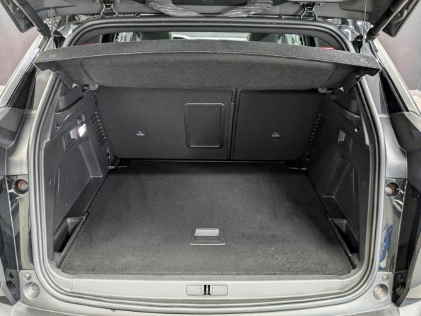 Peugeot 3008 II с пробегом 2017 года, цена 1 900 000 рублей, 88794 км, внедорожник, Автокод Объявления