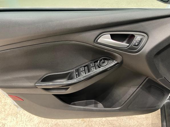 Ford Focus III Рестайлинг с пробегом 2018 года, цена 849 000 рублей, 246247 км, седан, Автокод Объявления