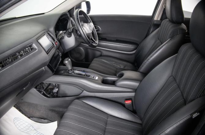 Honda Vezel I с пробегом 2014 года, цена 1 499 000 рублей, 148523 км, внедорожник, Автокод Объявления