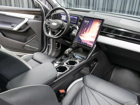 Geely Atlas II с пробегом 2024 года, цена 3 249 000 рублей, 27686 км, внедорожник, Автокод Объявления