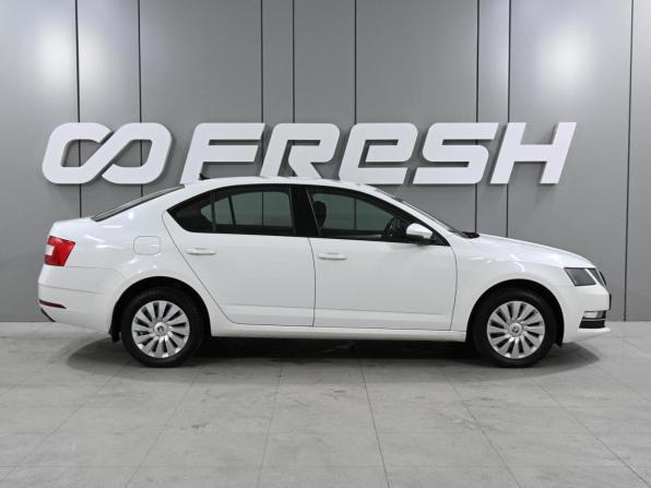 Skoda Octavia III (A7) Рестайлинг с пробегом 2020 года, цена 1 779 000 рублей, 126922 км, лифтбек, Автокод Объявления