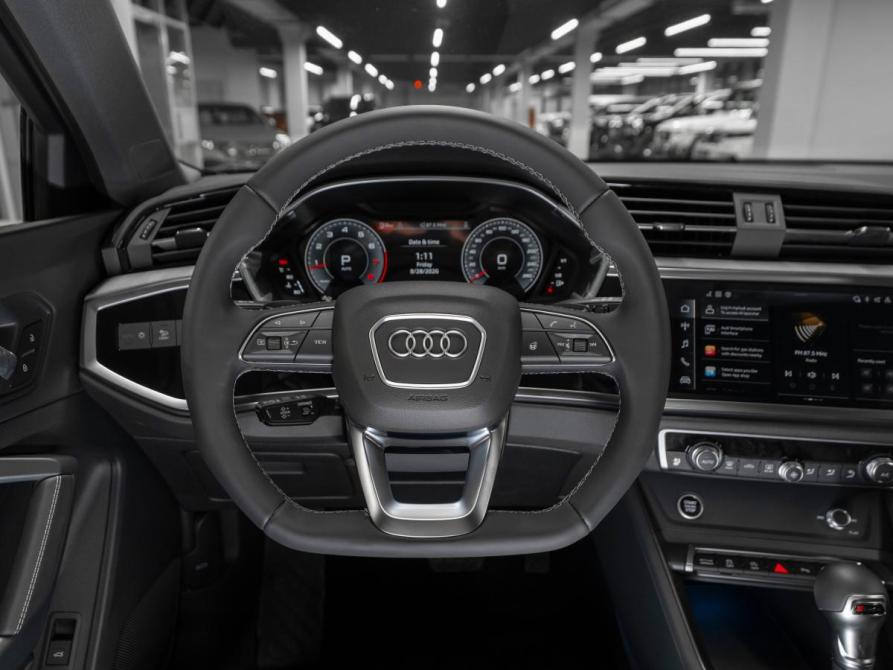 Audi Q3 II (F3) Москва  - изображение 11