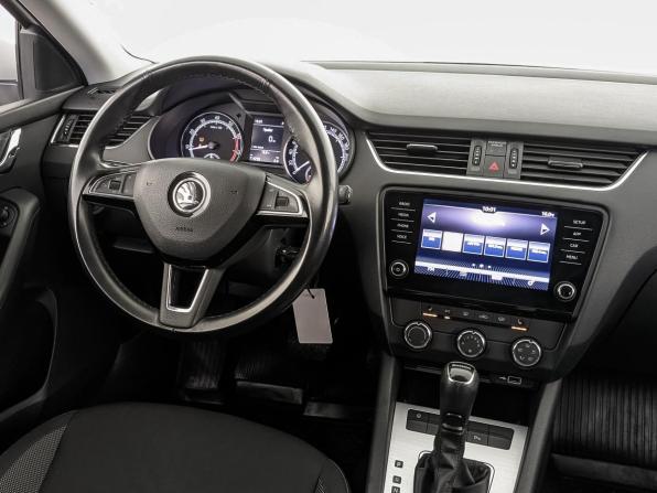 Skoda Octavia III (A7) Рестайлинг с пробегом 2020 года, цена 1 725 000 рублей, 114732 км, лифтбек, Автокод Объявления