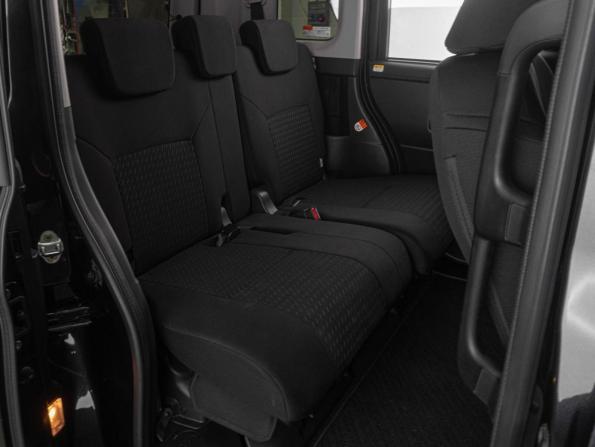 Toyota Roomy I Рестайлинг с пробегом 2021 года, цена 1 399 000 рублей, 104774 км, микровэн, Автокод Объявления