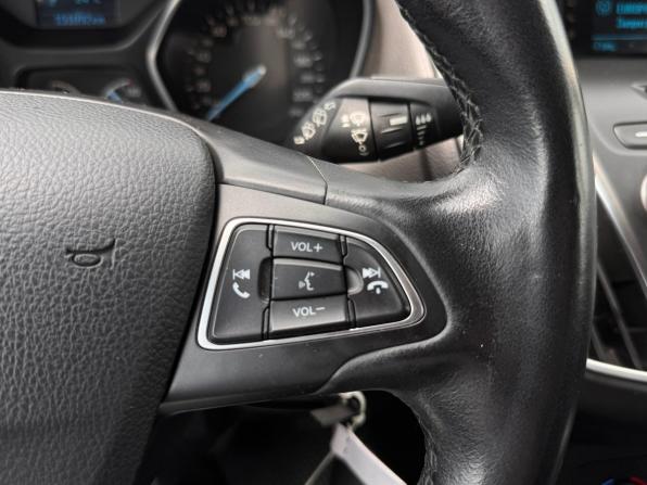 Ford Focus III Рестайлинг с пробегом 2017 года, цена 1 020 000 рублей, 151092 км, хэтчбек, Автокод Объявления
