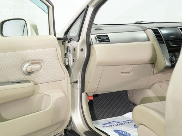 Nissan Tiida I с пробегом 2009 года, цена 610 000 рублей, 220000 км, хэтчбек, Автокод Объявления