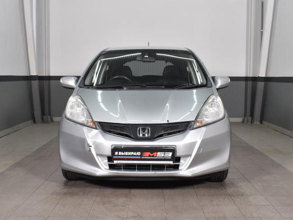 Honda Fit II с пробегом 2013 года, цена 699 995 рублей, 171431 км, хэтчбек, Автокод Объявления