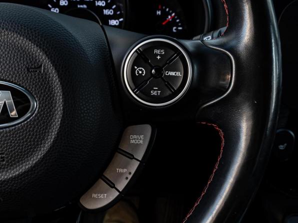 Kia Soul II Рестайлинг с пробегом 2018 года, цена 1 560 000 рублей, 112375 км, хэтчбек, Автокод Объявления
