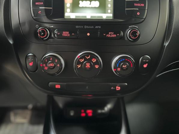 Kia Soul II Рестайлинг с пробегом 2016 года, цена 1 445 000 рублей, 81049 км, хэтчбек, Автокод Объявления