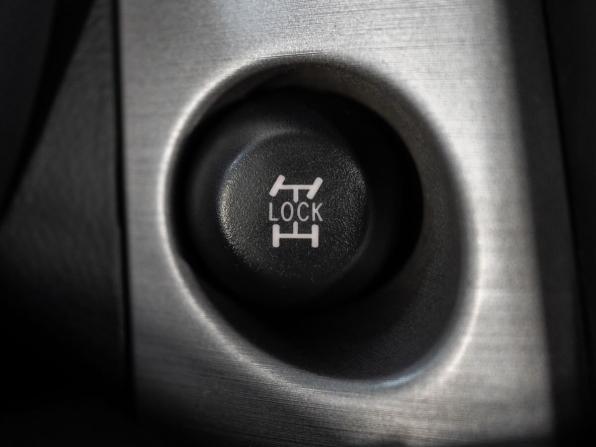 Toyota RAV4 III (XA30) с пробегом 2007 года, цена 1 249 500 рублей, 230000 км, внедорожник, Автокод Объявления