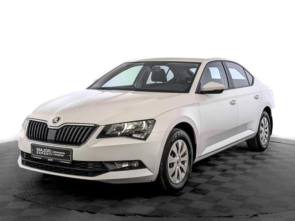 Skoda Superb III с пробегом 2019 года, цена 2 385 000 рублей, 53688 км, лифтбек, Автокод Объявления