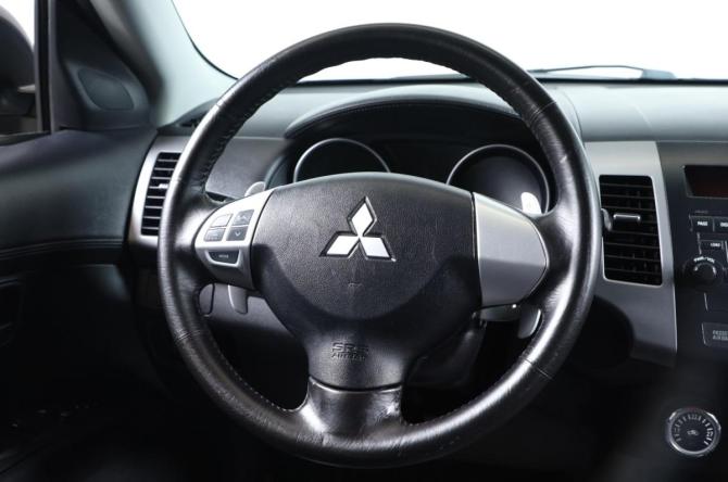 Mitsubishi Outlander II Рестайлинг с пробегом 2010 года, цена 1 539 000 рублей, 97500 км, внедорожник, Автокод Объявления