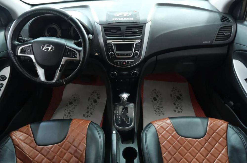 Hyundai Solaris I Рестайлинг Омск  - изображение 12