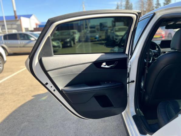 Kia Cerato IV с пробегом 2021 года, цена 2 090 000 рублей, 121130 км, седан, Автокод Объявления