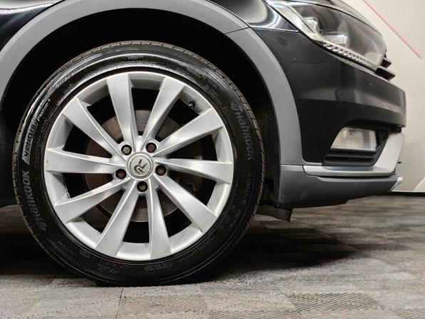 Volkswagen Passat B8 с пробегом 2018 года, цена 2 375 000 рублей, 175453 км, универсал, Автокод Объявления