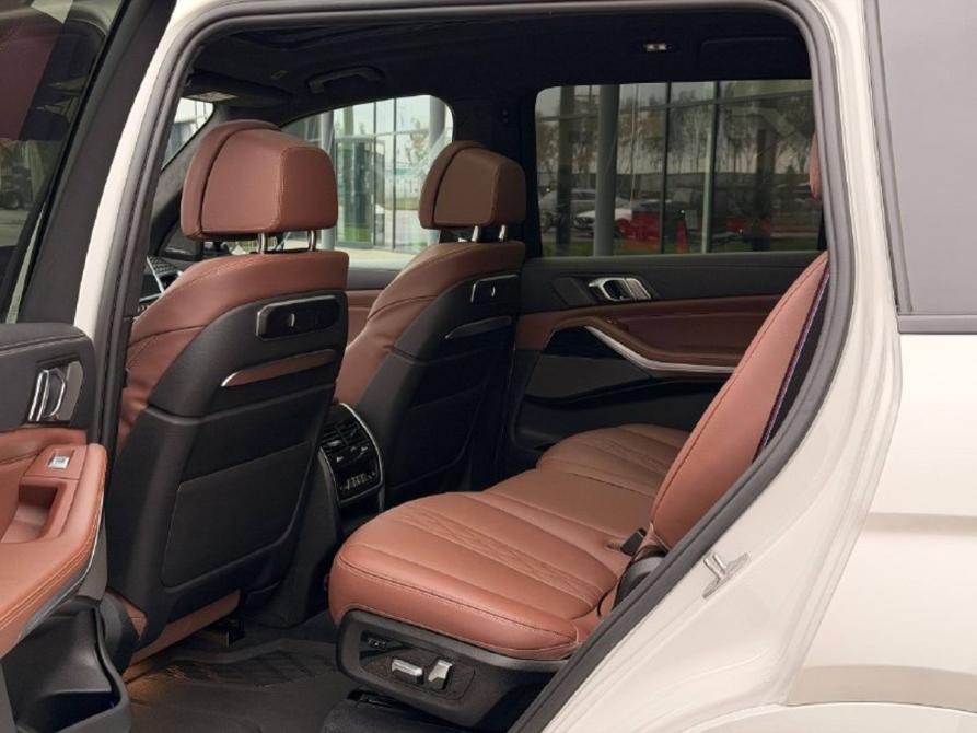 BMW X7 I (G07) Рестайлинг Пермь  - изображение 23
