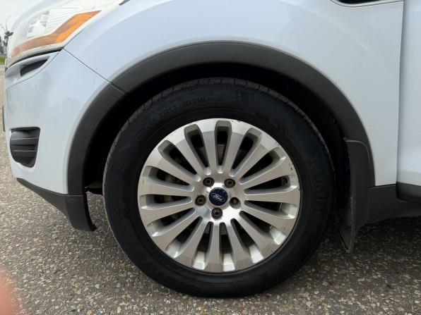 Ford Kuga I с пробегом 2010 года, цена 725 000 рублей, 238147 км, внедорожник, Автокод Объявления