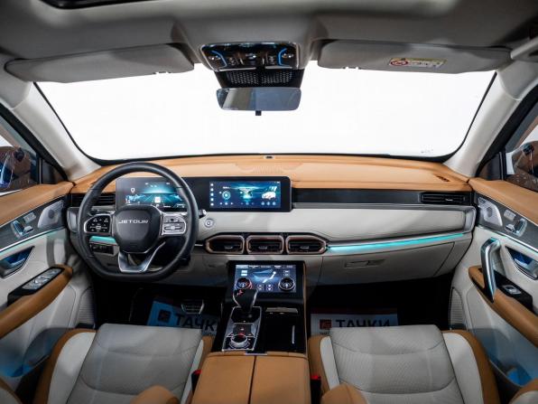 JETOUR X70+ I Рестайлинг с пробегом 2025 года, цена 2 300 000 рублей, 4921 км, внедорожник, Автокод Объявления