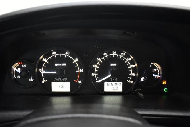 Chevrolet Niva I Рестайлинг с пробегом 2018 года, цена 625 000 рублей, 126000 км, внедорожник, Автокод Объявления